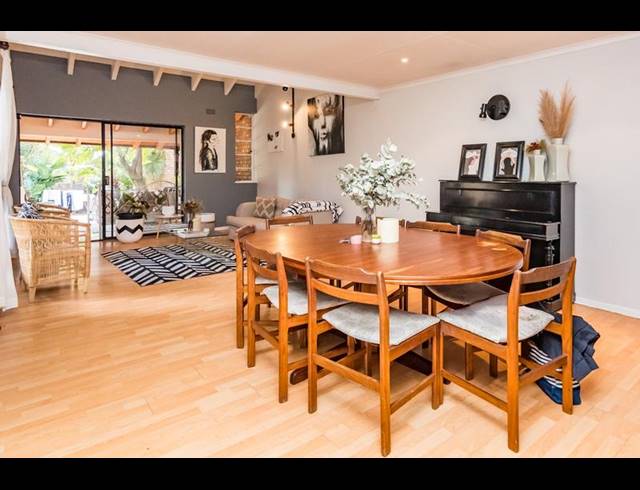 3 BEDROOM TOWNHOUSE FOR SALE IN LONEHILL